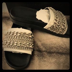 Kendall and Kylie slip on sandals